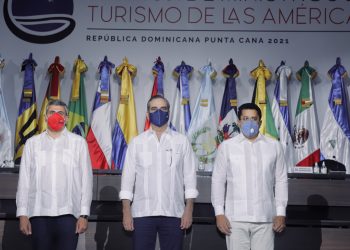 Abinader pide en reunión de la OMT en Puna Cana mostrar que América está unida