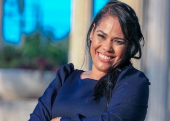 La pastora Rossy Guzmán figura como socia de un drink desde el 2010