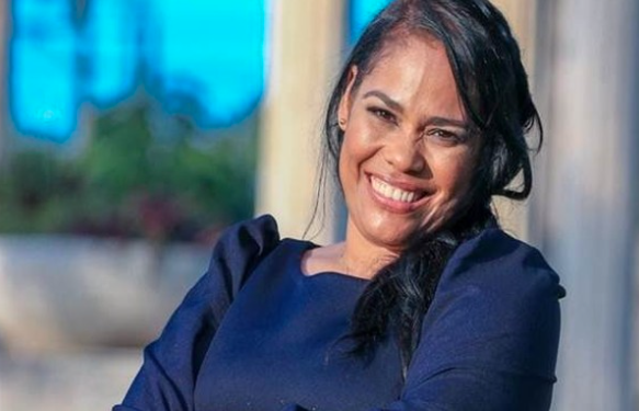 La pastora Rossy Guzmán figura como socia de un drink desde el 2010