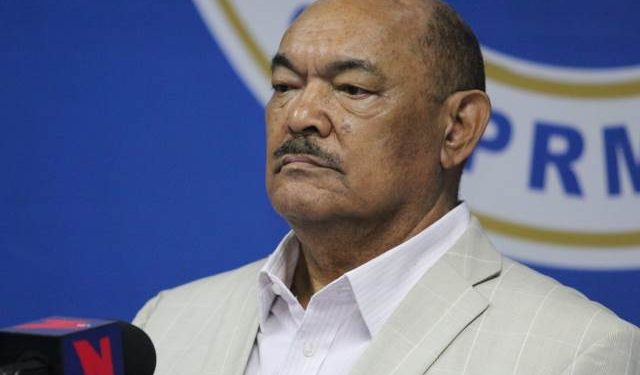 Ramón Alburquerque arremete contra gobierno por «apoyar a Barrick Gold» en construcción presa de Cola en Peralvillo