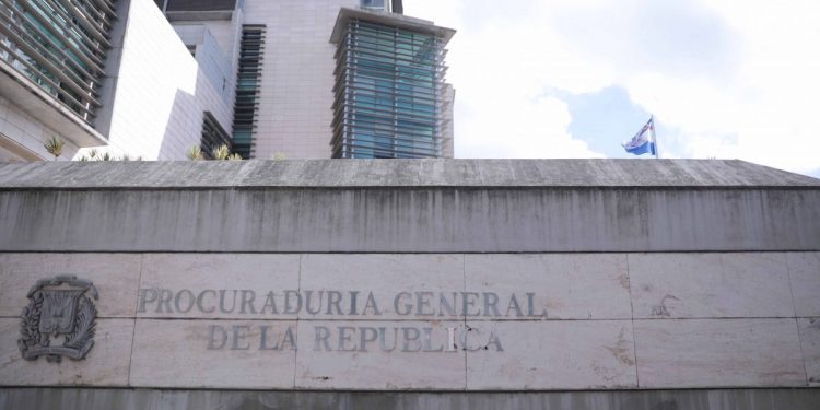 Imponen en Puerto Plata prisión preventiva para hombre que distribuía material de explotación sexual infantil y sustancias controladas