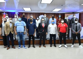 Artistas se integran a campaña de vacunación para incentivar a la población a inmunizarse contra el COVID para volver a la normalidad