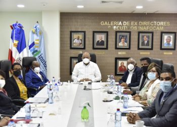 INAFOCAM otorga más 24 mil becas de especialización para docentes en los primeros seis meses del 2021