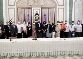 Abinader reconoce labor de rescatistas del Teleférico de Puerto Plata