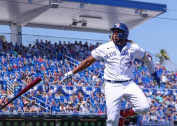 Vladimir Guerrero Jr. encabeza a los mejores prospectos Nro. 1 de la historia de GL