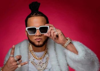 Revelan que El Alfa exigió una estatuilla para participar en Premios Soberano