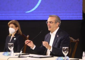 Presidente Abinader presenta Compromiso Nacional por el Agua