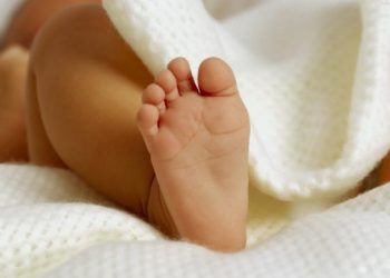 Hallan muerta niña de seis meses en Santiago