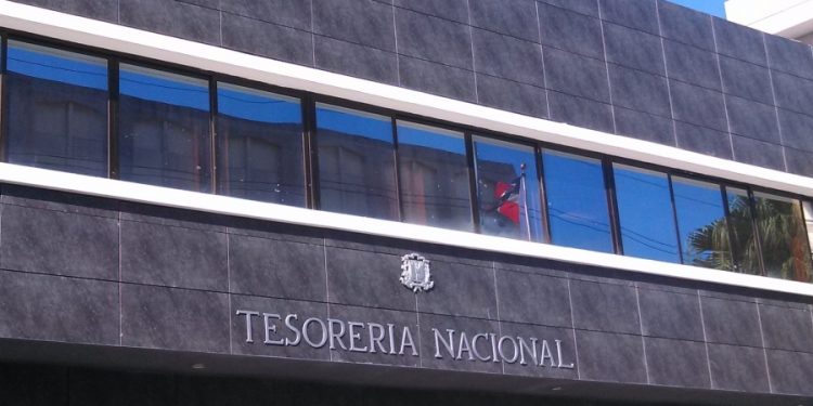 Suspenden funcionario de la Tesorería Nacional por faltas en sus funciones