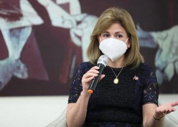 Raquel Peña: Nos vamos a reunir mañana para evaluar comportamiento de curva de contagio del virus