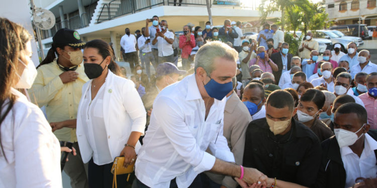 Presidente Abinader visitará este sábado y domingo en San Francisco de Macorís y Santiago