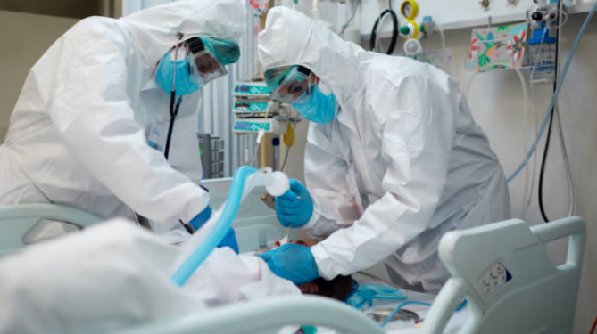 Salud Pública notifica 697 casos de COVID-19 ; detecta brotes de  en seis municipios