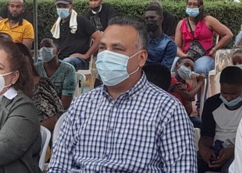 Alcalde Manuel Pantalio Felicita a los Padres en su Día