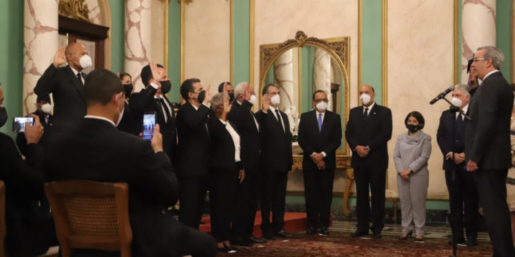 CNM juramenta nuevos jueces y suplentes del TSE