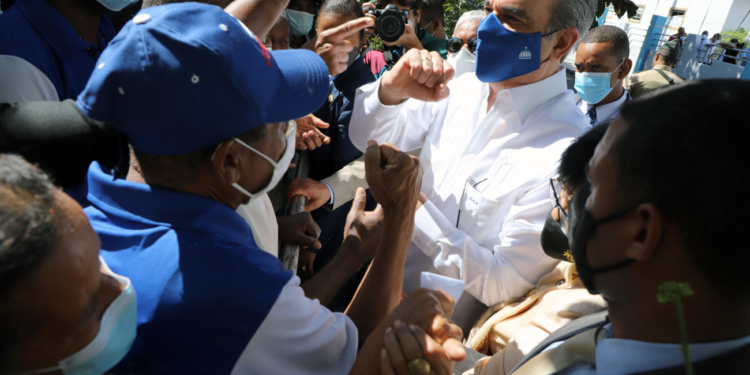 Presidente Abinader viajará este viernes a Cotuí; sábado y domingo a SFM y Santiago