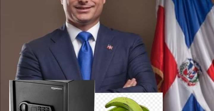 Platanos en caja fuerte de Jean Alain eran de plástico, aseguran sus abogados