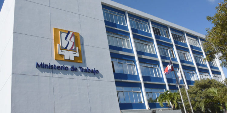 Ministerio de Trabajo llama a jornadas de trabajo en Santiago y Puerto Plata