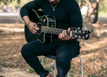 Cantante cristiano Richard González está “Cambiando la historia”