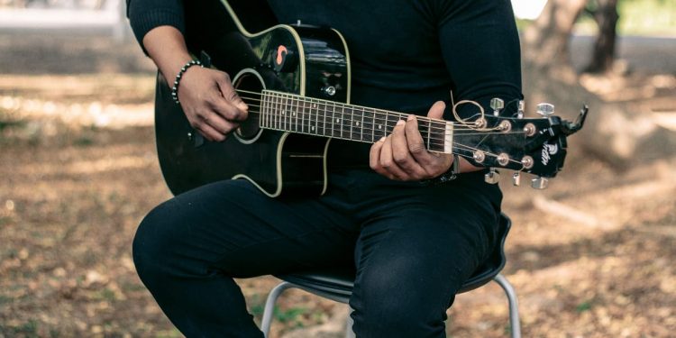 Cantante cristiano Richard González está “Cambiando la historia”