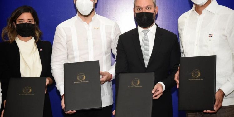 FDDE y dominicanos USA formalizan alianza en apoyo a los deportes electrónicos