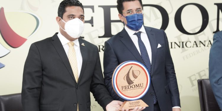 Fedomu y MITUR promoverán el desarrollo turístico en los municipios del país