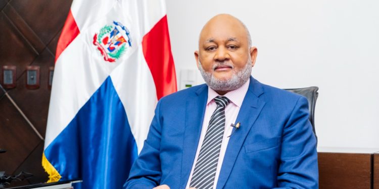 Ministro de Educación destaca los logros del año escolar en medio de la pandemia del COVID19