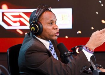 Suspenden a Ramón Tolentino de » Esto no es Radio» por comentarios contra senador Yvan Lorenzo