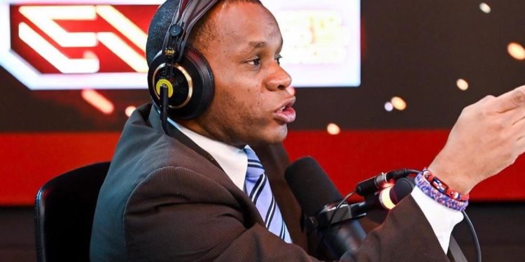 Suspenden a Ramón Tolentino de » Esto no es Radio» por comentarios contra senador Yvan Lorenzo