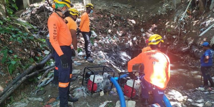 Encuentran cadáver de niño arrastrado por cañada