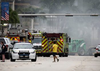 Otro derrumbe en EE. UU. Colapsó un edificio en construcción en Kennedy