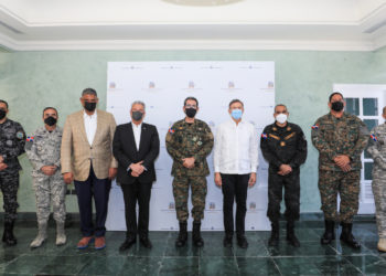 Consejo de Seguridad y Defensa Nacional analiza situación de la frontera y la apertura del comercio