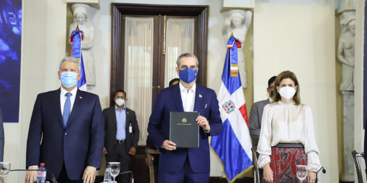 El Gobierno presenta la Agenda Digital 2030 para extender uso de tecnología