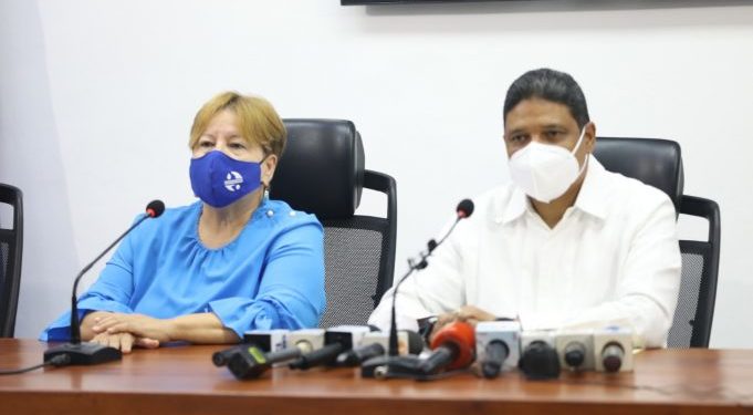 COE declara 13 provincias en alerta verde por lluvias