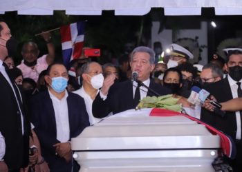 Leonel dice que demostraciones de amor hacia Johnny Ventura han sido extraordinarias