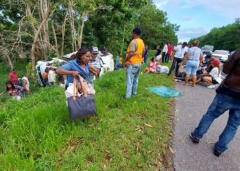 Reportan 18 heridos y un fallecido en accidente de la Autopista del Nordeste