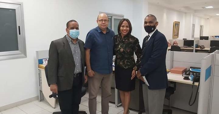 Candidatos de la unidad destacan apoyo periodistas de la capital