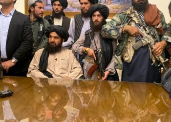 ¿Quiénes son los talibanes, el grupo que vuelve a dominar Afganistán?