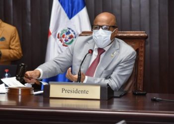 Pacheco convoca una sesión extraordinaria y logra aprobar estado de emergencia