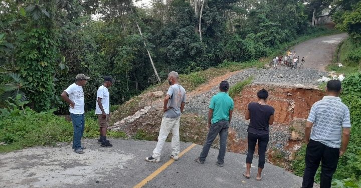 Solicitan construcción de puente que se derrumbó en Peralvillo