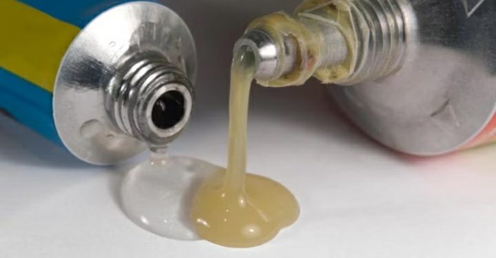 Hombre muere tras sellarse los genitales para evitar que su novia se embarazara