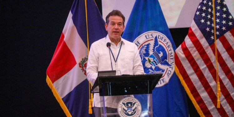 Gobierno dominicano enfrenta ilícitos de forma articulada y contundente