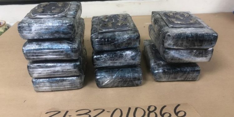 Incautan 10 paquetes de presunta cocaína en Puerto de Haina Oriental