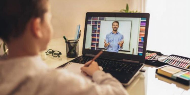 Solo el 20 % de los menores en República Dominicana tiene acceso pleno a Internet