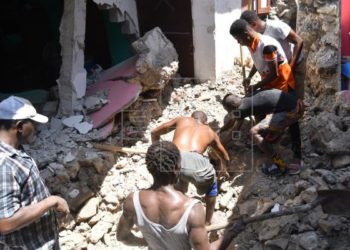Se eleva a 724 el número de muertos en Haití a causa del terremoto