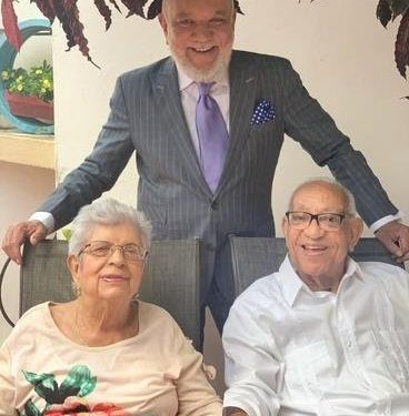 Fallece padre del comunicador Jochy Santos