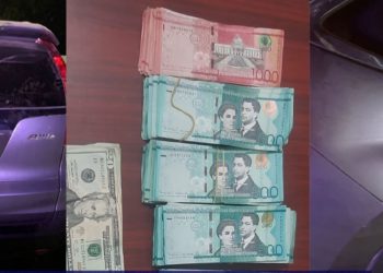 Policía apresa hombre con fuerte suma de dinero en Jeepeta chocada y con rastros de sangre en el interior