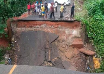 Protestan por reconstrucción de puente en Peralvillo