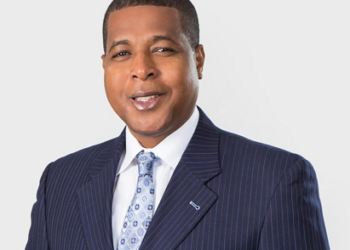 Abinader suspende al director de Comunidad Digna, involucrado en Operación Falcón