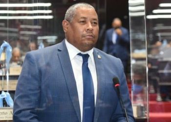 Diputado Feliz Feliz no está apresado por inmunidad pero esta bajo investigación en Operación Falcón