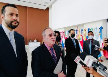 Charles Mariotti: “El PRM está como la vaca de Nena, que en vez de dar leche da pena”